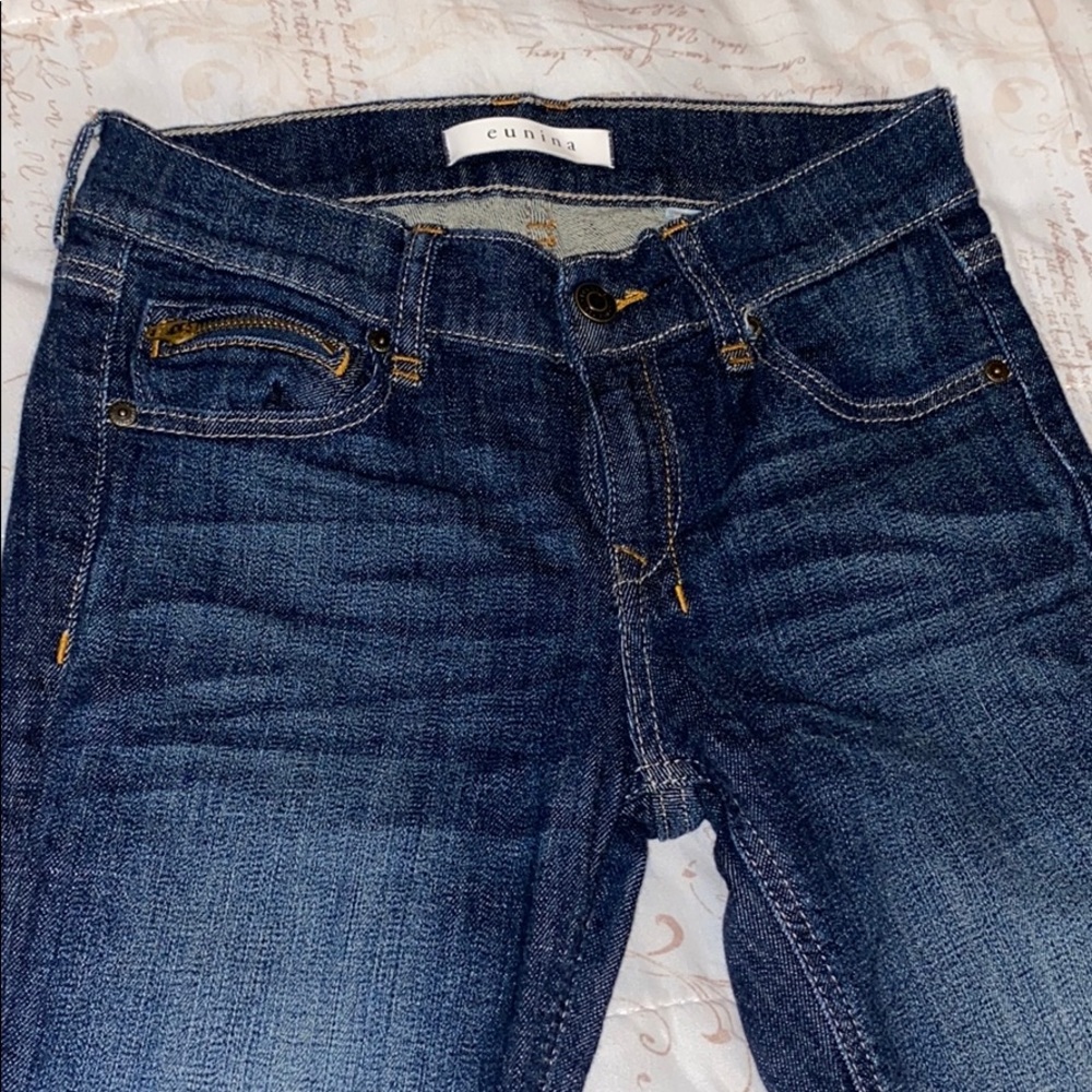 Jeans from “Eunina.”